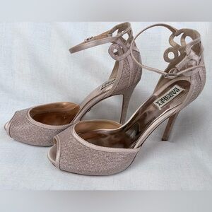 Badgley Mischka chic stiletto sandals,rose shimmering finish,strappy ankles.9.5.